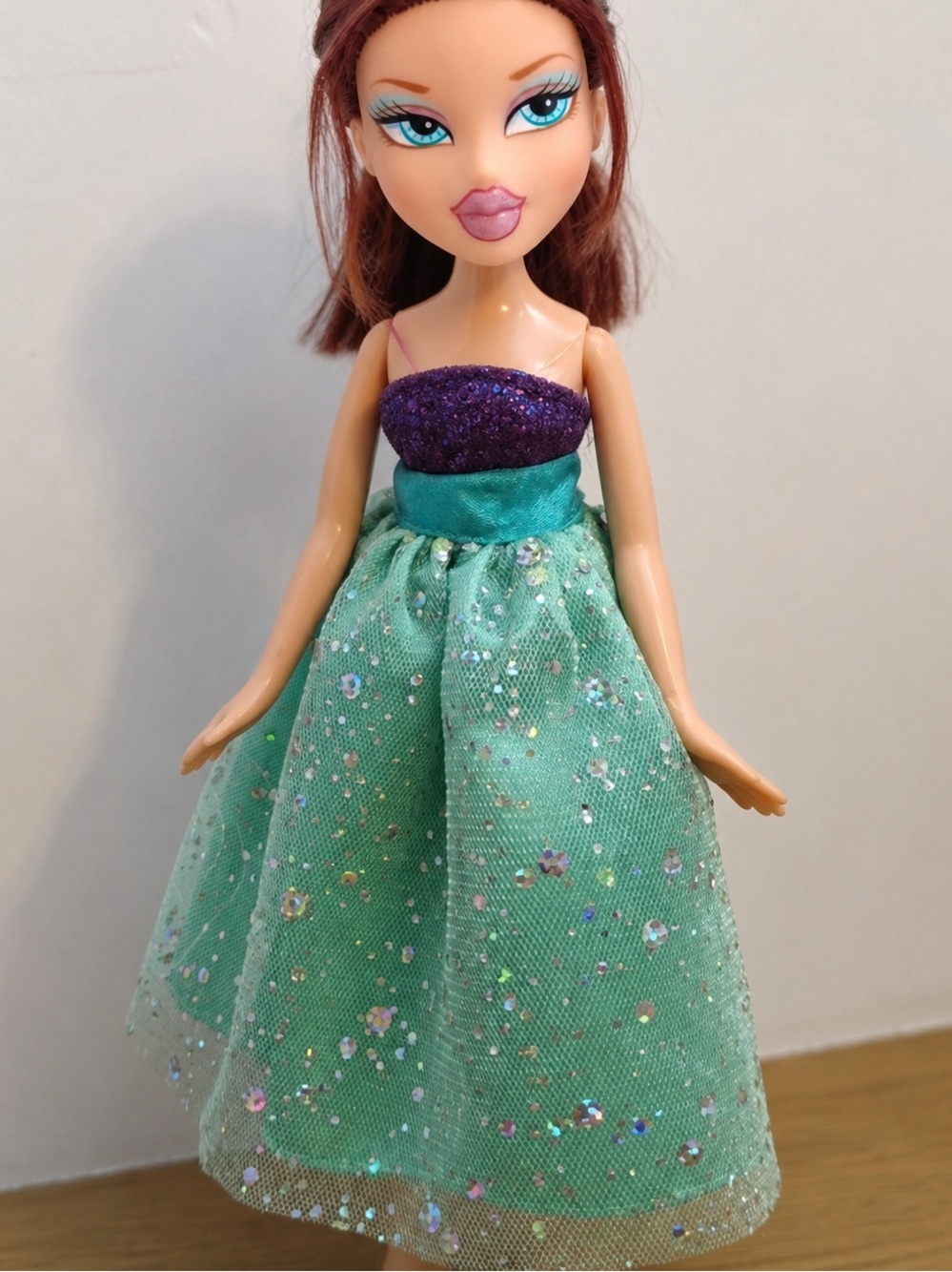 Ultra Rare Bratz Doll Lana Short Hair 1 of 1 Prom Sequin Purple Teal Dress